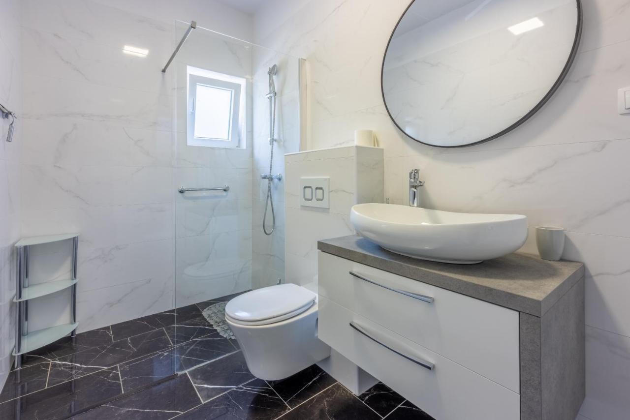 Apartman Dora Crikvenica Exterior photo